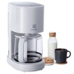 Electrolux 1.25L Ultimate Taste 300 drip coffee maker Model E2CM1-200W | 1 Year Warranty - Image 3