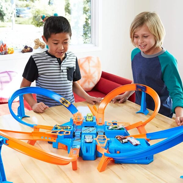 Hot Wheels Criss Cross Crash Track Set