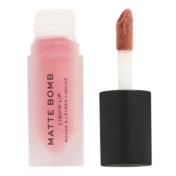 Makeup Revolution Matte Bomb Liquid Lipstick Clueless Fuchsia – 4.6ml