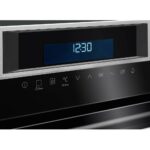AEG KME761000M – EX DISPLAY 60cm Built In Combi Microwave For Tall Housing – STAINLESS STEEL - Image 3