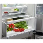 AEG OSC6M191ES 188cm Series 6000 Integrated 70/30 Frost Free Fridge Freezer - Image 5