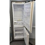 Samsung BRB26600FWW-EX DISPLAY Series 5 178cm Integrated 60/40 Frost Free Fridge Freezer
