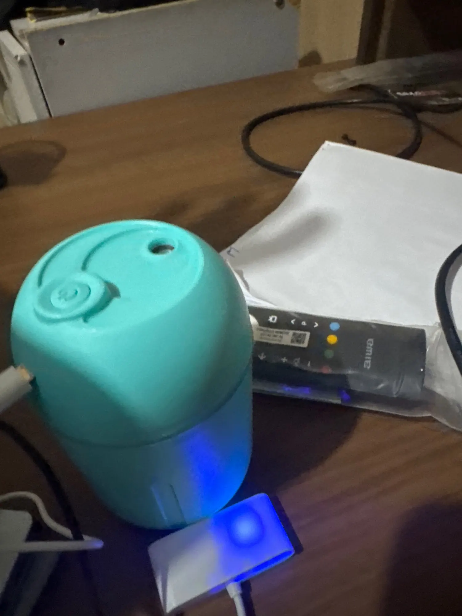 330ML Mini USB Cool Mist Humidifier Aroma Diffuser LED Light photo review