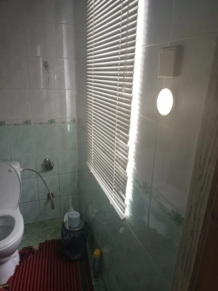 Mini LED Touch Sensor Rechargeable Night Light Round Lamp photo review