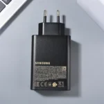 Samsung fast charger in black color with Type-C cables