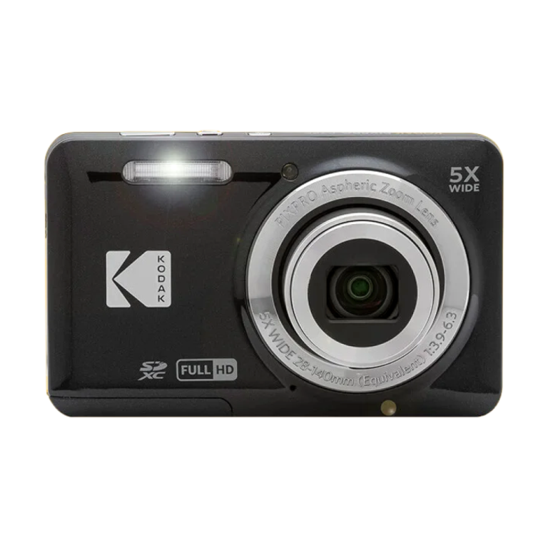 KODAK PIXPRO FZ55 digital camera with 32GB SD card and carrying case